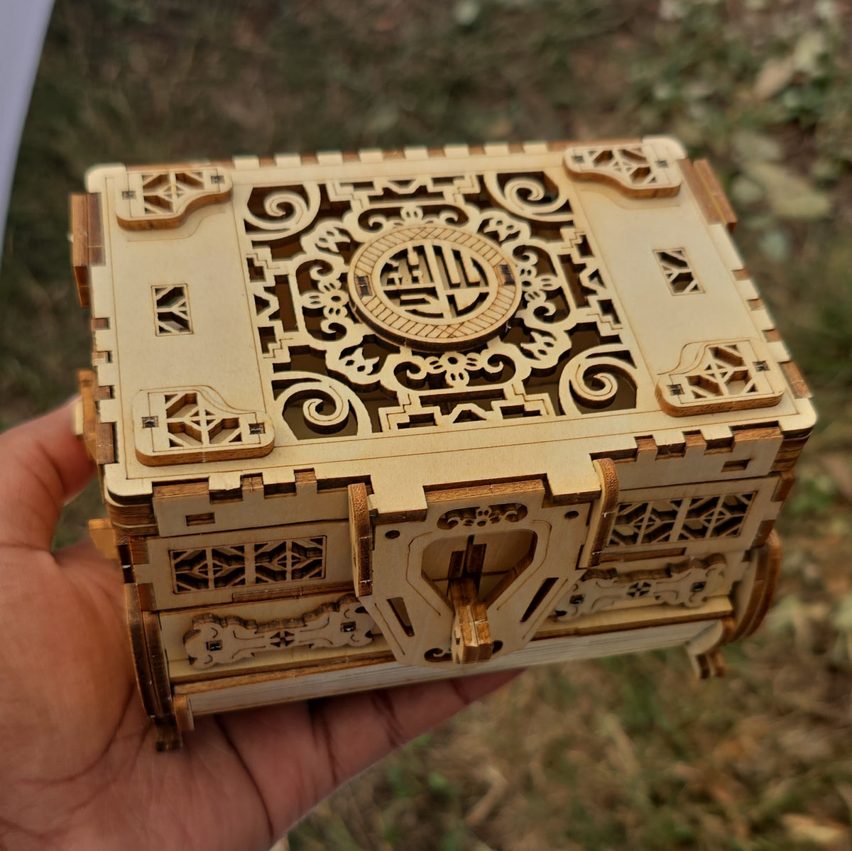 3D Wooden Jewelry Box Puzzle, Lidded Compartments, Fully Assembled Model